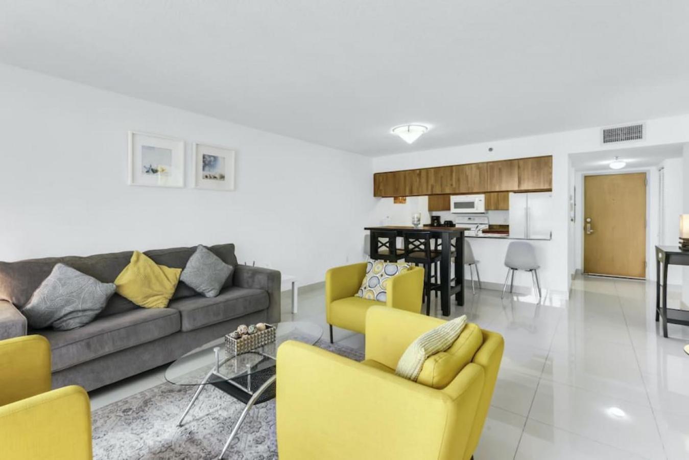 1 Bedroom In Brickell 25th Floor With Balcony And Parking * Miami